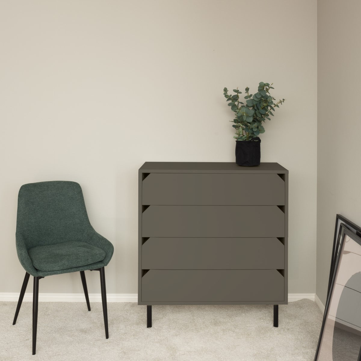 Kummut Corner 4