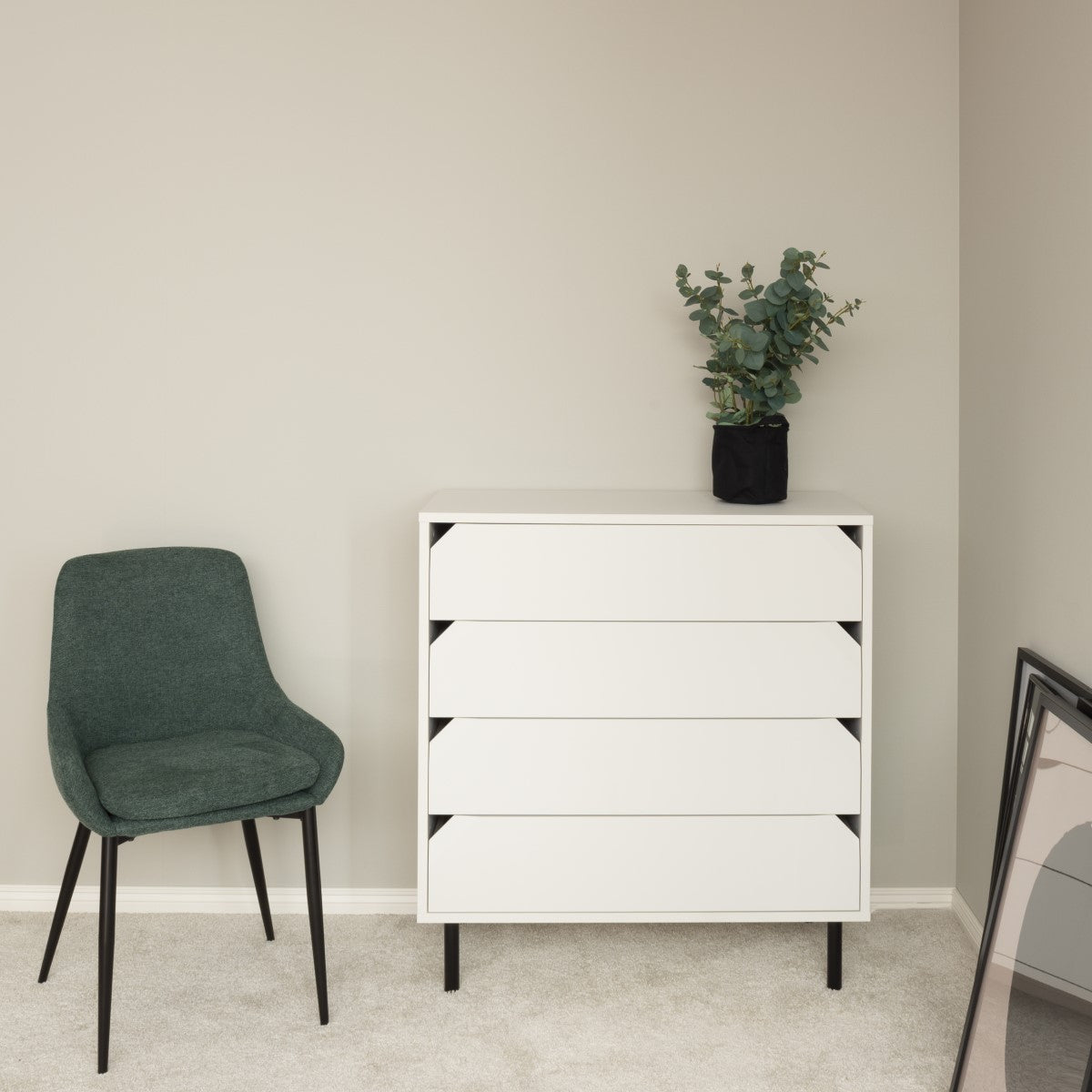 Kummut Corner 4