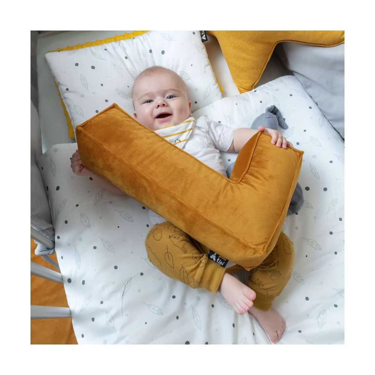 Tähekujuline padi H